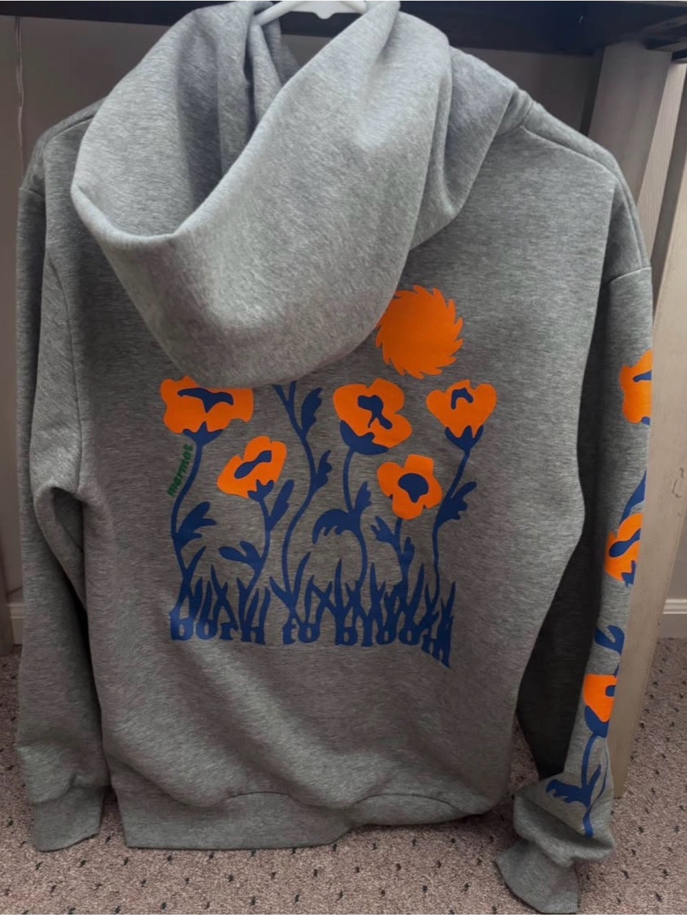 Marmot Born to Bloom Hoodie✨
